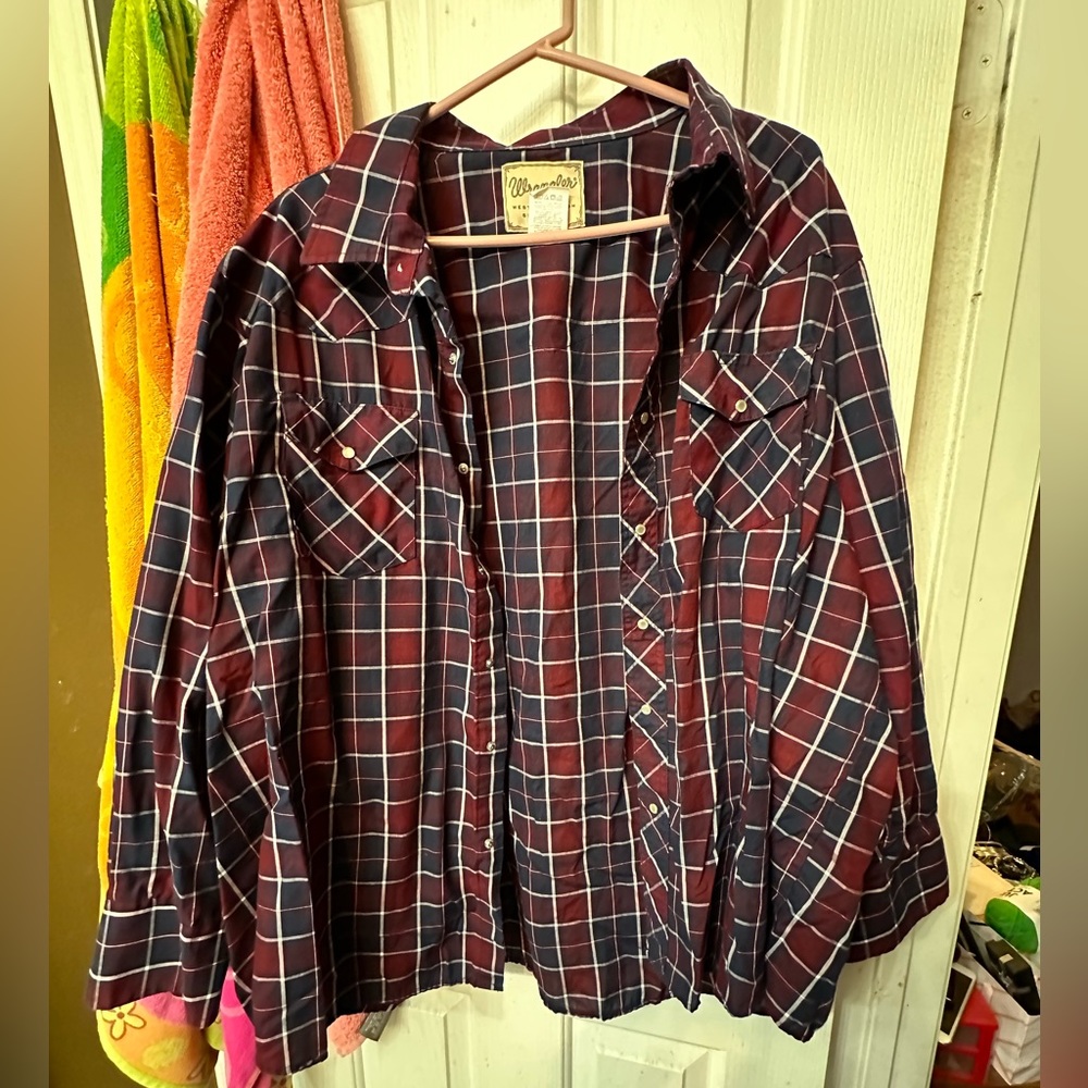 Wrangler snap button down size 3x